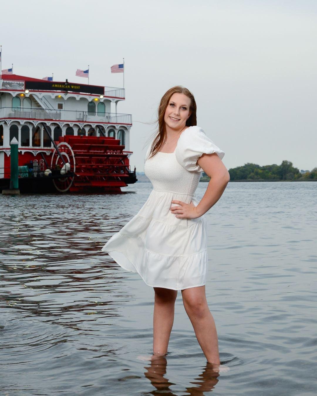 carousel-hero-element image-7